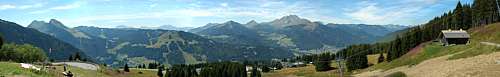 Morzine_Panorama_01.jpg
